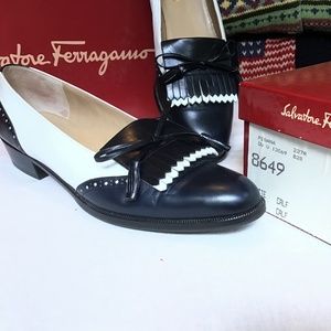 Vintage Salvatore Ferragamo Spectator Flats